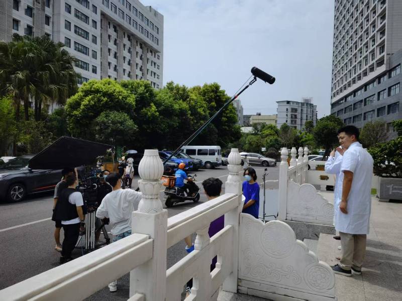 白山广告片拍摄公司低成本实现高规格制作的诀窍